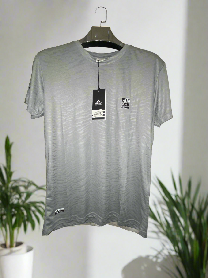 Adidas T-shirt