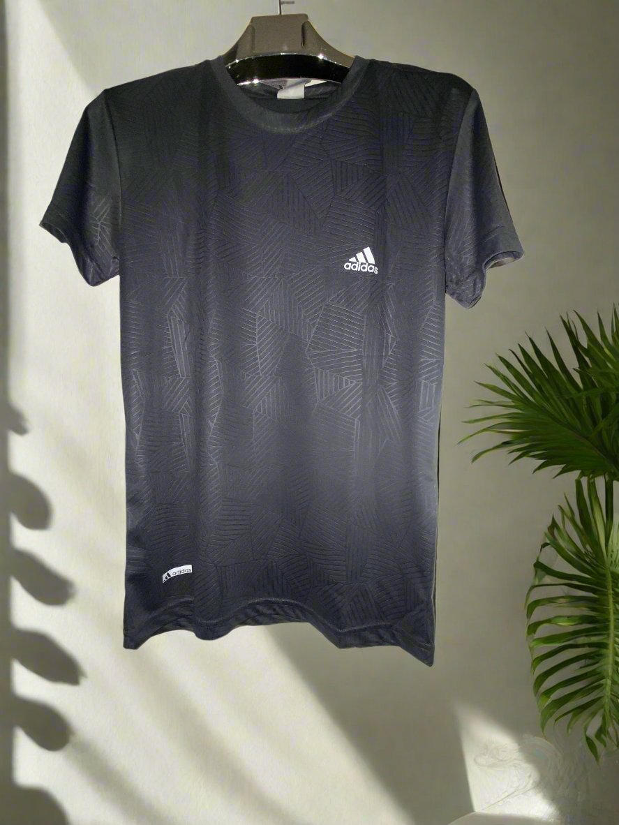 Adidas T-shirt (performance)