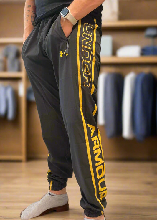 Under Armor Sweatpants (Parachute)