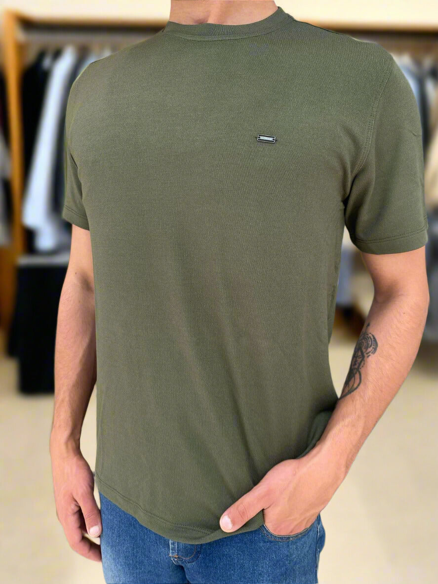 Konko Basic Rounded Neck T-shirt