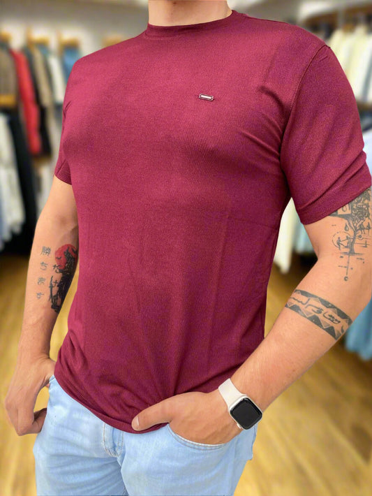 Konko Basic Rounded Neck T-shirt